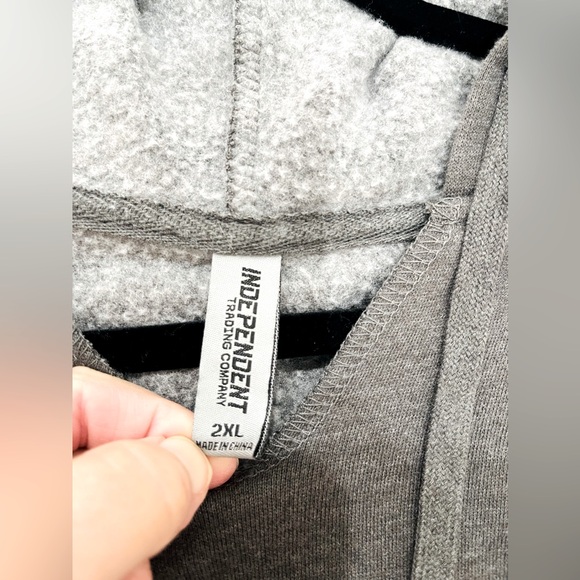 JEEP Sweatshirt/Hoodie size 2XL Gray - Picture 3 of 3